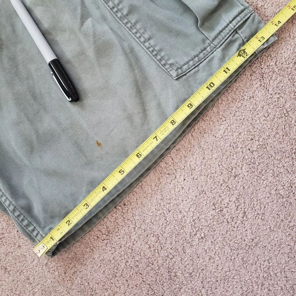 Vintage 90s Levi's Silver Tab Khakis Size 36 Mens Baggy Green Cargo Shorts Skate